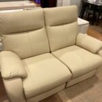 東京インテリア｜2人掛け電動リクライニングソファ入荷致しました！